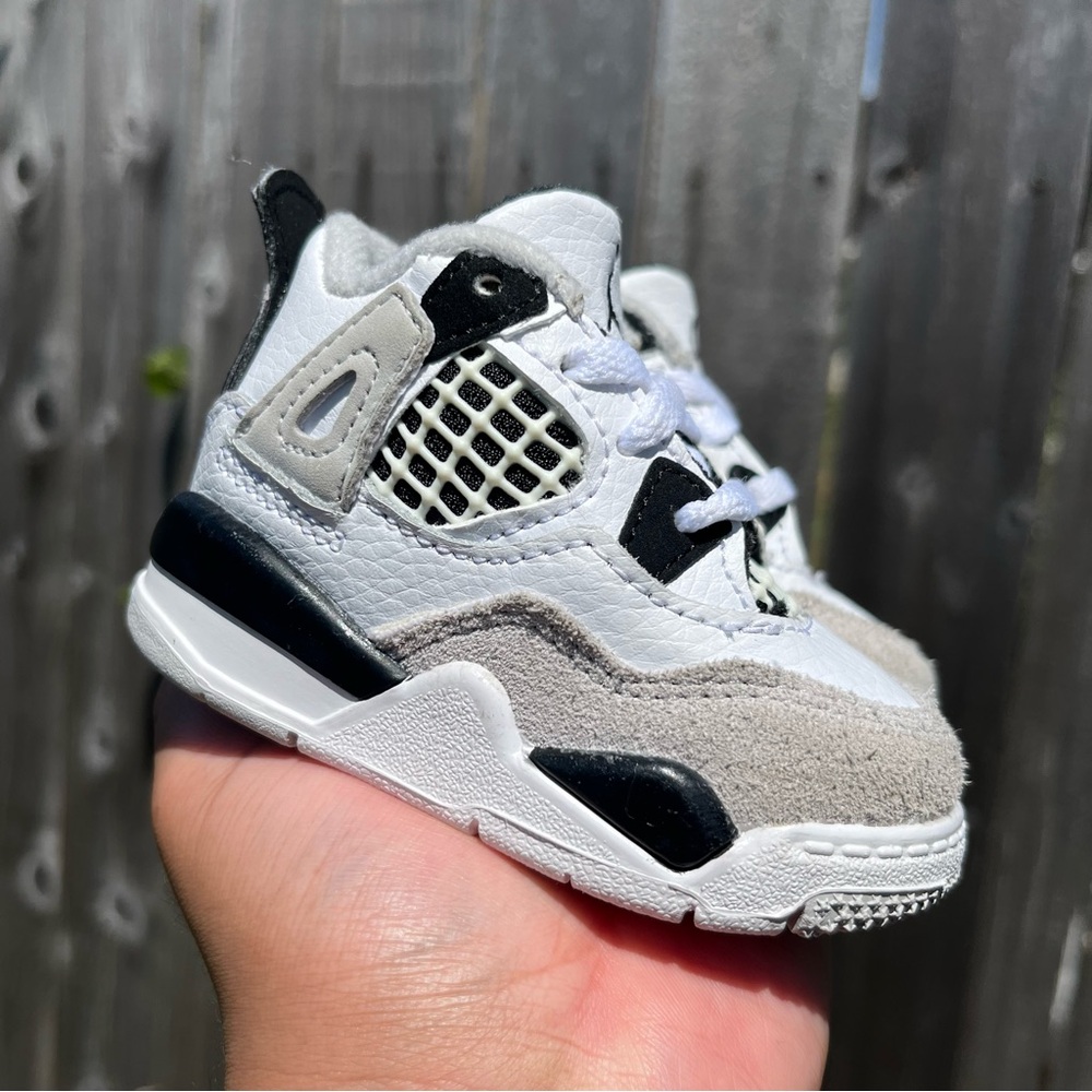 Nike Air Jordan 4 Military Black size 3C